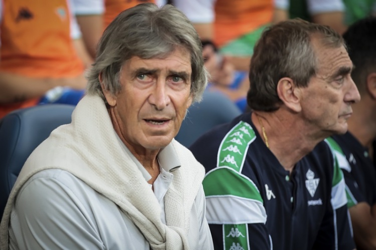 佩莱格里尼：对马竞我们前半小时已输掉 球员很难不想欧协联决赛