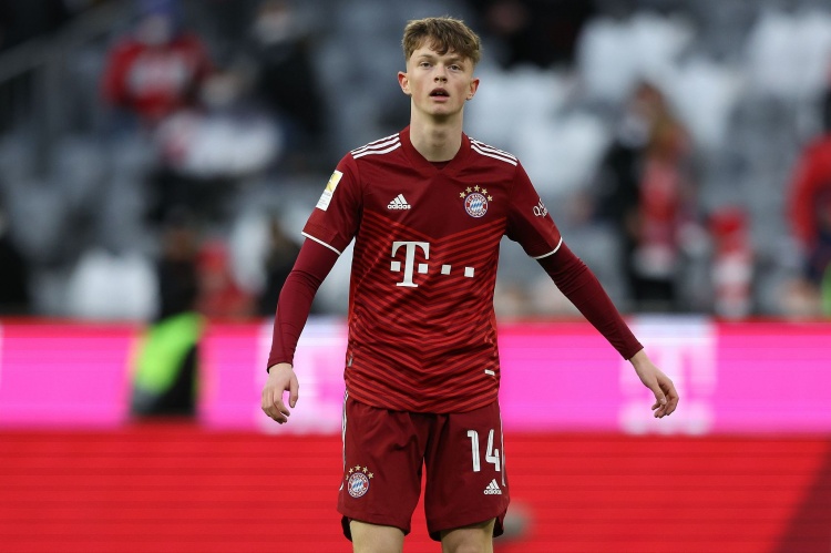 万纳尔：还不到时候决定选德国或奥地利，尚未考虑下赛季在哪踢球