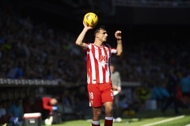 马竞新援普比尔成长之路：曾因个矮被西班牙人拒绝，出自体育世家