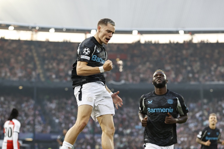 记者：勒沃库森更愿将维尔茨出售给曼城，但也会尊重球员的决定