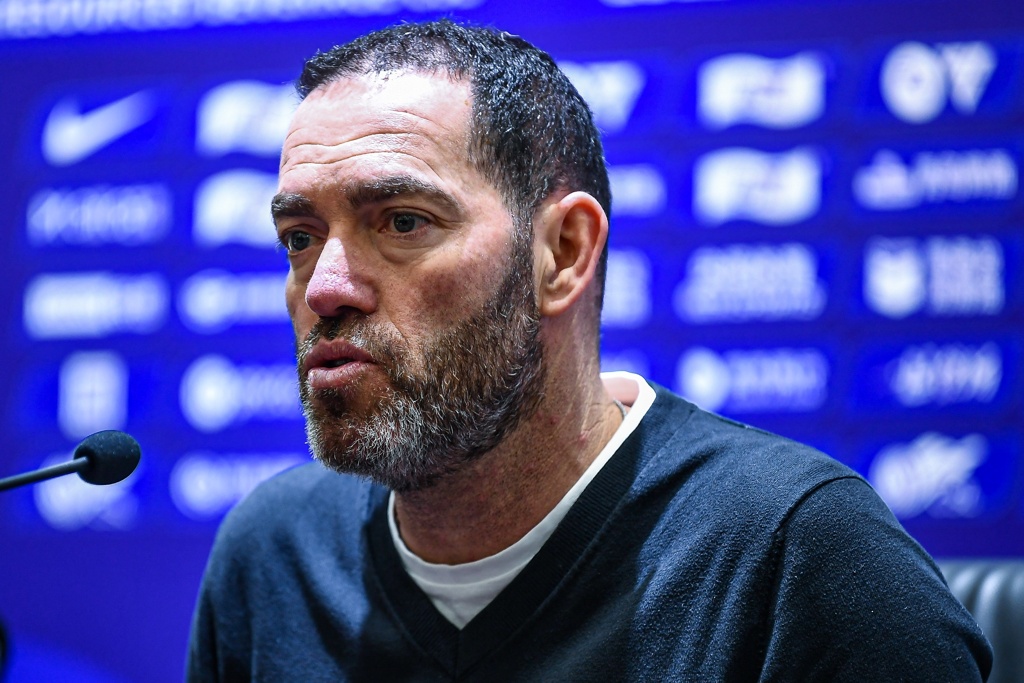 范晓冬：亚泰要想保级肯定不能踢五后卫，最适合的阵型是4231